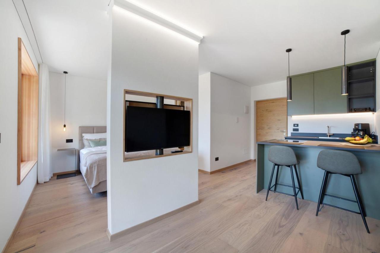 Alivo Living Apartment Olivia Рифиано Екстериор снимка